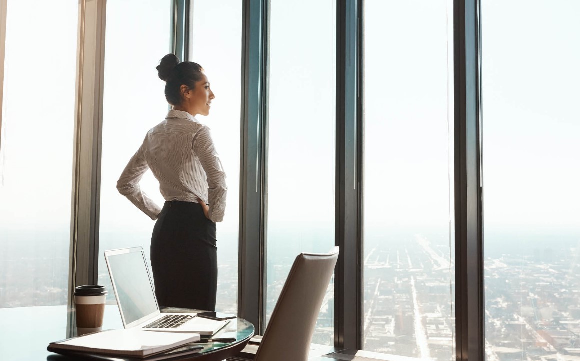 7 Confidence Building Business Issues Women Leaders Must Learn To Succeed